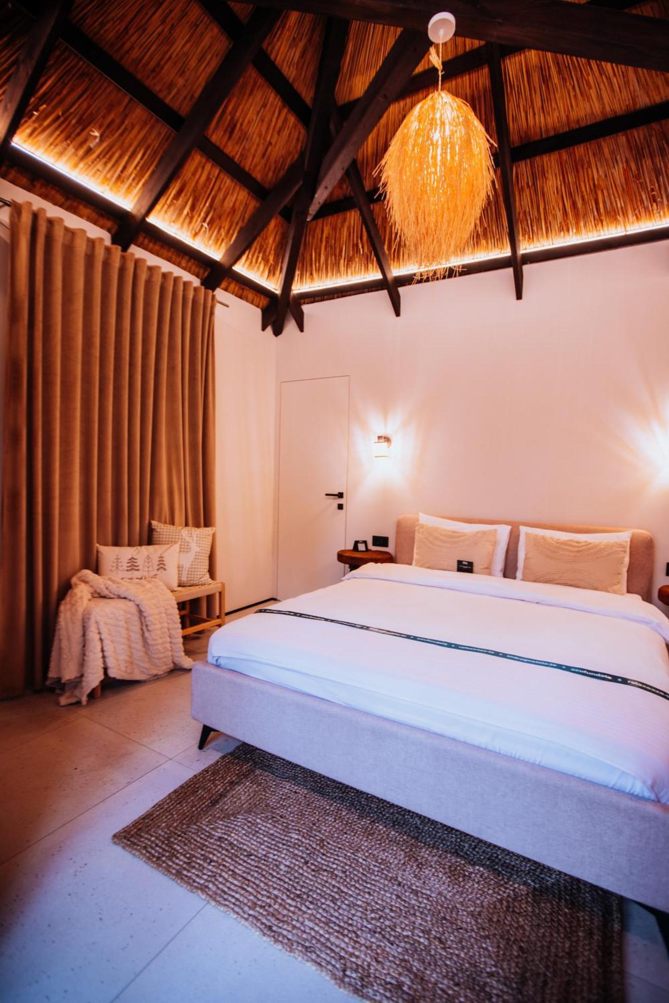 Tree House Relax Park Hotel Chişinău Eksteriør billede