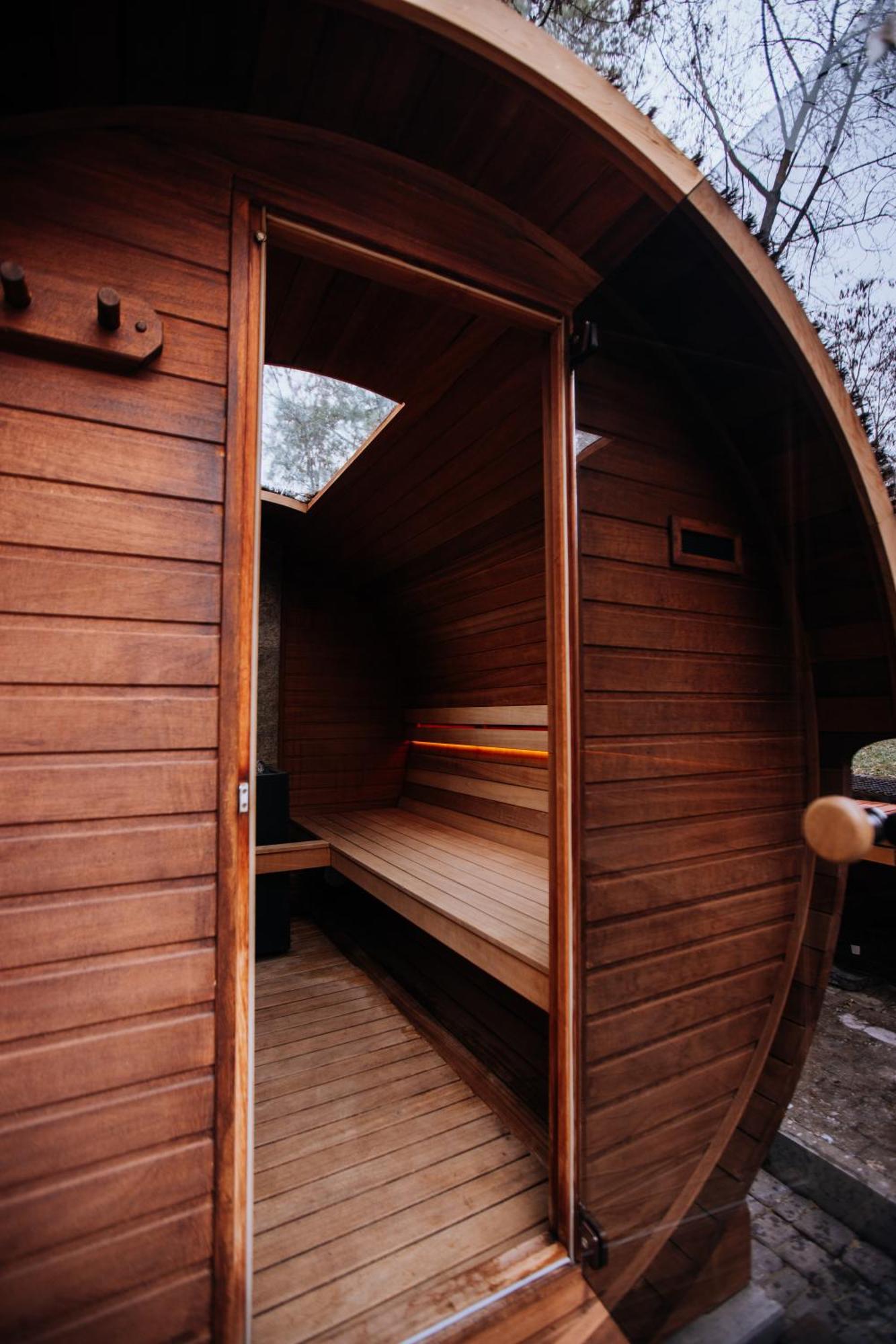 Tree House Relax Park Hotel Chişinău Eksteriør billede